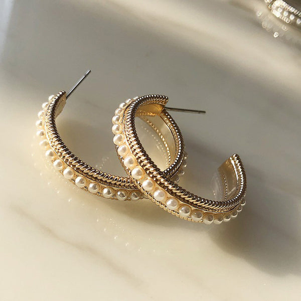 2019 New Arrival Classic Pearl Simulated-pearl Round Women Hoop Earrings Simple Half Round Pearl Earring