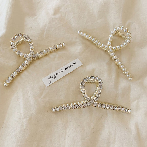 2020 New Hyperbole Pearls Acrylic Hair Claw Clips Big Size Makeup Hair Styling Barrettes for Women Hair Accessories