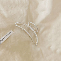 2020 New Hyperbole Pearls Acrylic Hair Claw Clips Big Size Makeup Hair Styling Barrettes for Women Hair Accessories