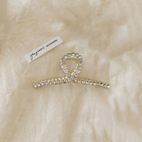 2020 New Hyperbole Pearls Acrylic Hair Claw Clips Big Size Makeup Hair Styling Barrettes for Women Hair Accessories