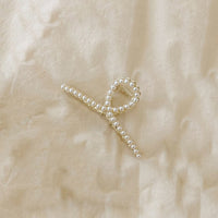 2020 New Hyperbole Pearls Acrylic Hair Claw Clips Big Size Makeup Hair Styling Barrettes for Women Hair Accessories