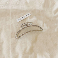 2020 New Hyperbole Pearls Acrylic Hair Claw Clips Big Size Makeup Hair Styling Barrettes for Women Hair Accessories