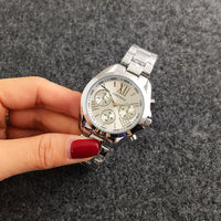 New Women Watches Famous Luxury Top Brand Logo Fashion Quartz White Ladies Wrist Watches Geneva Designer Gifts For Women 2021