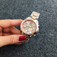 New Women Watches Famous Luxury Top Brand Logo Fashion Quartz White Ladies Wrist Watches Geneva Designer Gifts For Women 2021