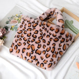 Winter Fashion Faux Fur Bag Large Capacity Leopard Print Bag Women&#39;s One-shoulder Messenger Handbag Bag Plush Female Bag