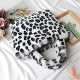 Winter Fashion Faux Fur Bag Large Capacity Leopard Print Bag Women&#39;s One-shoulder Messenger Handbag Bag Plush Female Bag