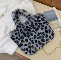 Winter Fashion Faux Fur Bag Large Capacity Leopard Print Bag Women&#39;s One-shoulder Messenger Handbag Bag Plush Female Bag