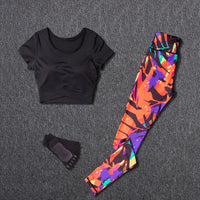Women Tracksuit Set Female Sportswear Gym Fitness Clothes Sports Outfit Running Yoga Crop Top Leggings Suits With Chest Pad