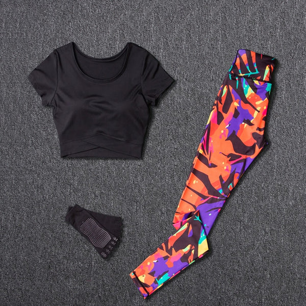 Women Tracksuit Set Female Sportswear Gym Fitness Clothes Sports Outfit Running Yoga Crop Top Leggings Suits With Chest Pad
