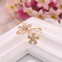 Daisy Flower rings 2021 fashion Enamel White Daisy Flower Vintage finger ring Elegant Simple Rings for Women fashion Jewelry